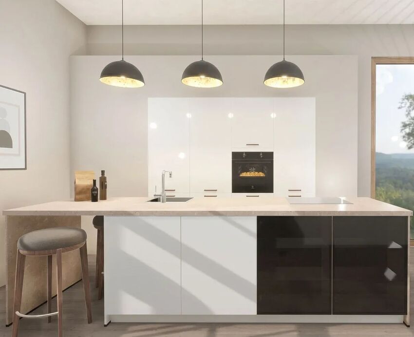 Luxuriöse kiintokalustekeittiö mit hochglänzenden ovet der Serie Idea in alppivalkoinen. Die spiegelnden weißen korkeat kaapit und die glänzende keittiöninsel reflektieren das Licht und bilden einen edlen Kontrast zu den schwarzen Design-ovet. Luxuriöse kiintokalustekeittiö mit hochglänzenden ovet der Serie Idea in alppivalkoinen. Die spiegelnden weißen korkeat kaapit und die glänzende keittiöninsel reflektieren das Licht und bilden einen edlen Kontrast zu den schwarzen Design-ovet.